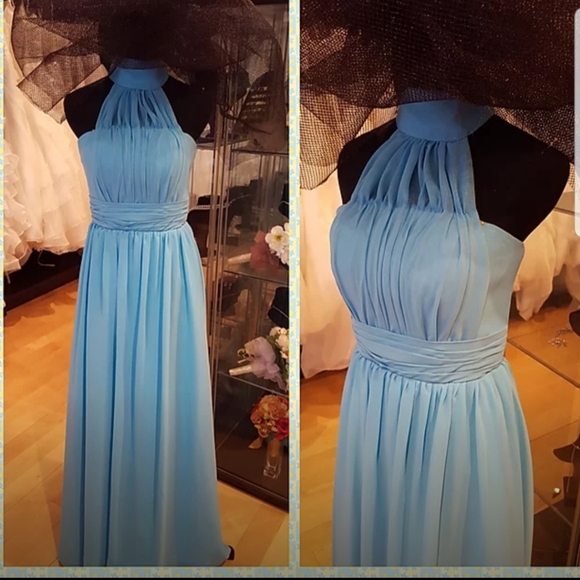 Sample Dresses - Picture 3 of 4